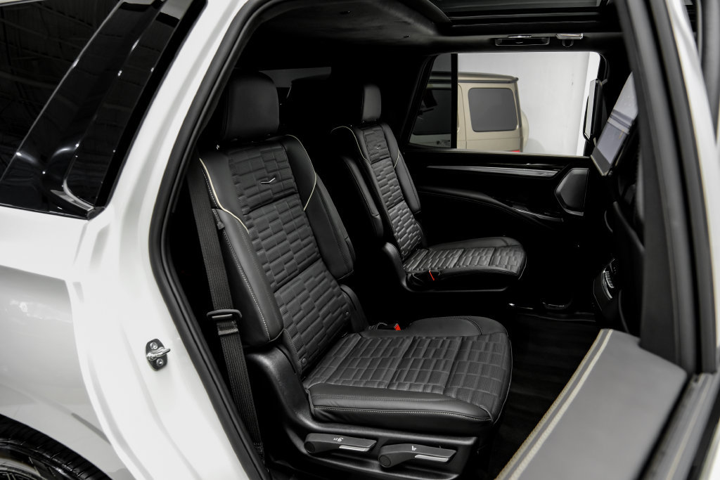 Used 2025 Cadillac Escalade Sport Platinum AWD/4WD image 52