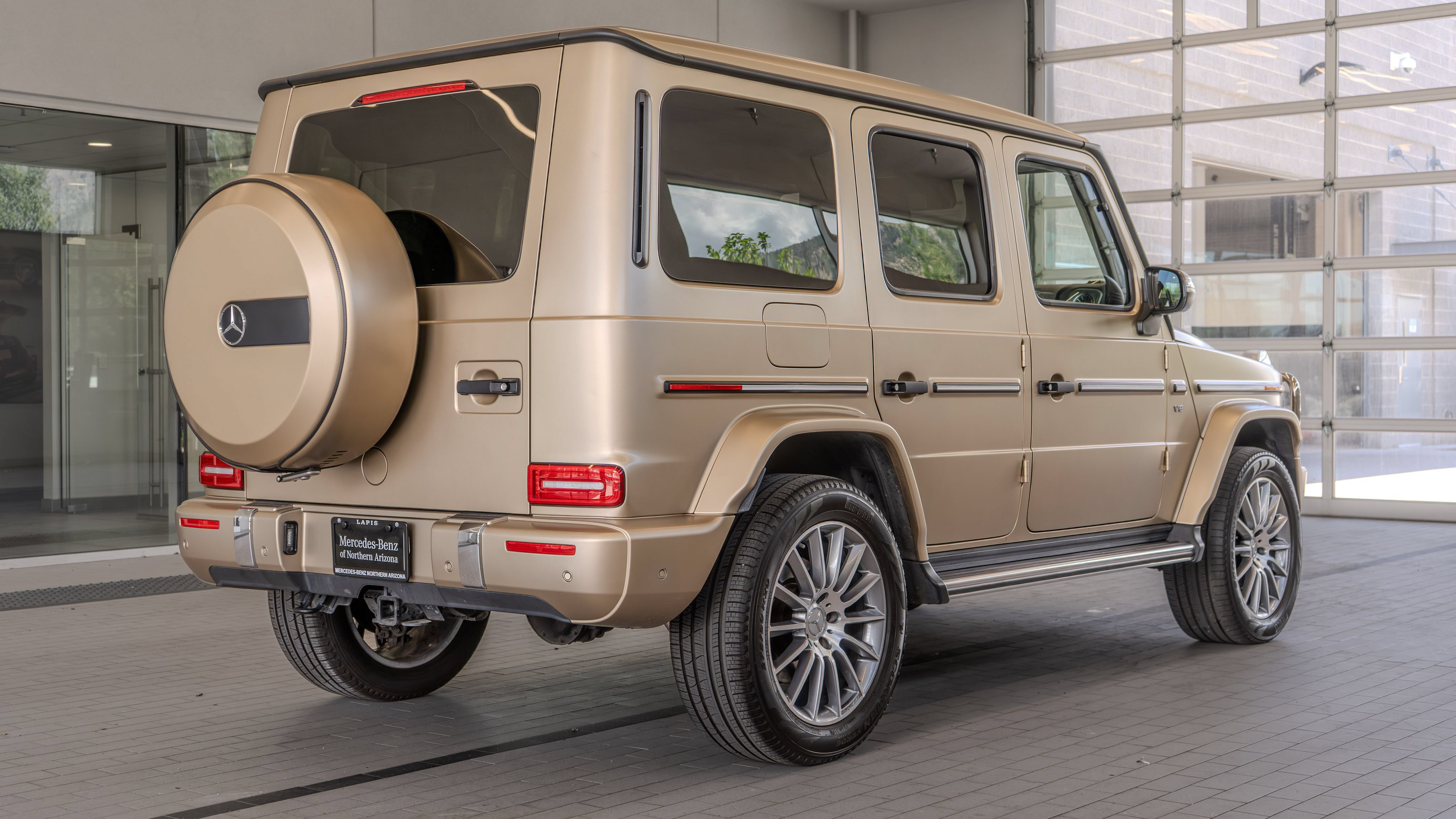 Used 2023 Mercedes-Benz G 550 image 28