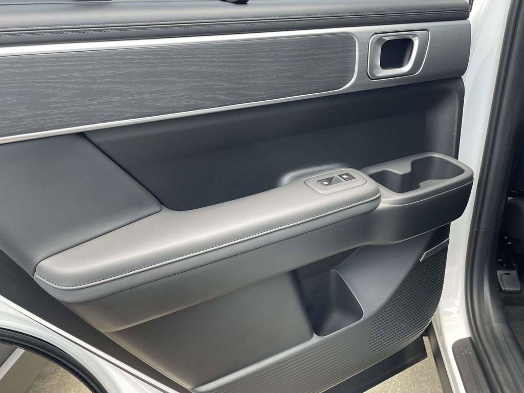 New 2026 Hyundai Santa Fe Limited FWD image 11