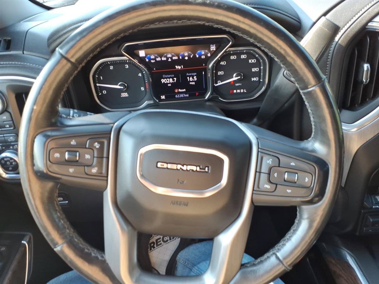 Used 2020 GMC Sierra 3500 Denali w/ Denali Ultimate Package AWD/4WD image 27