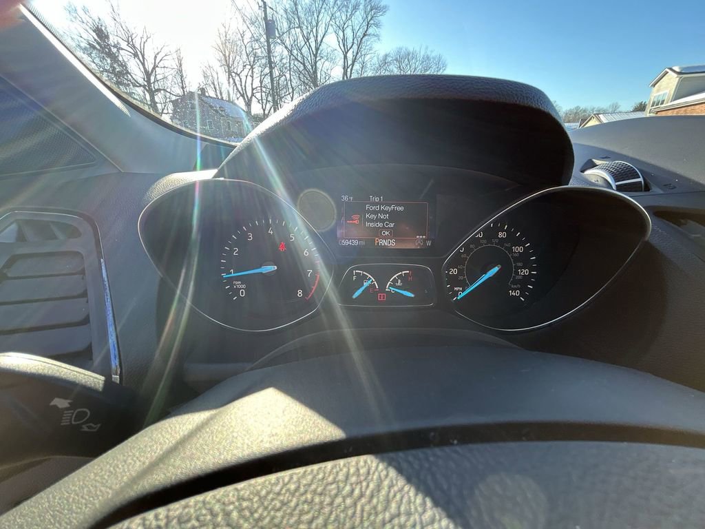 Used 2019 Ford Escape Titanium image 15