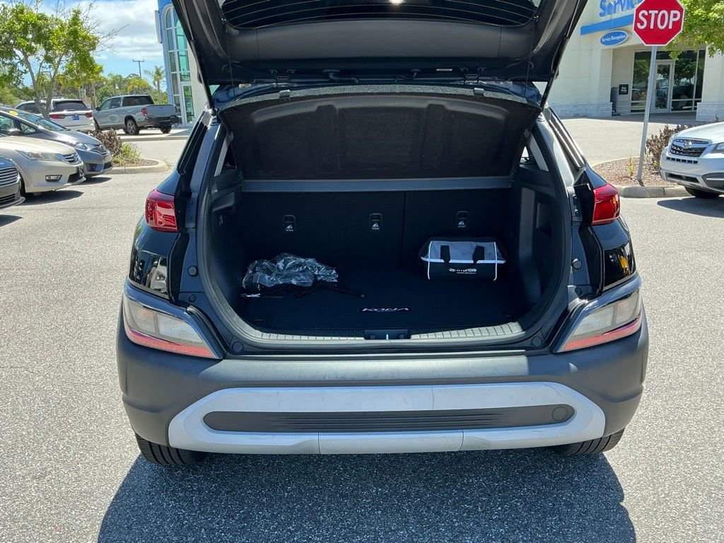 Used 2022 Hyundai Kona SEL w/ Cargo Package image 19