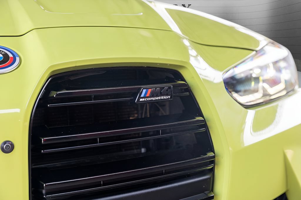 Used 2023 BMW M4 Competition w/ Executive Package RWD image 18