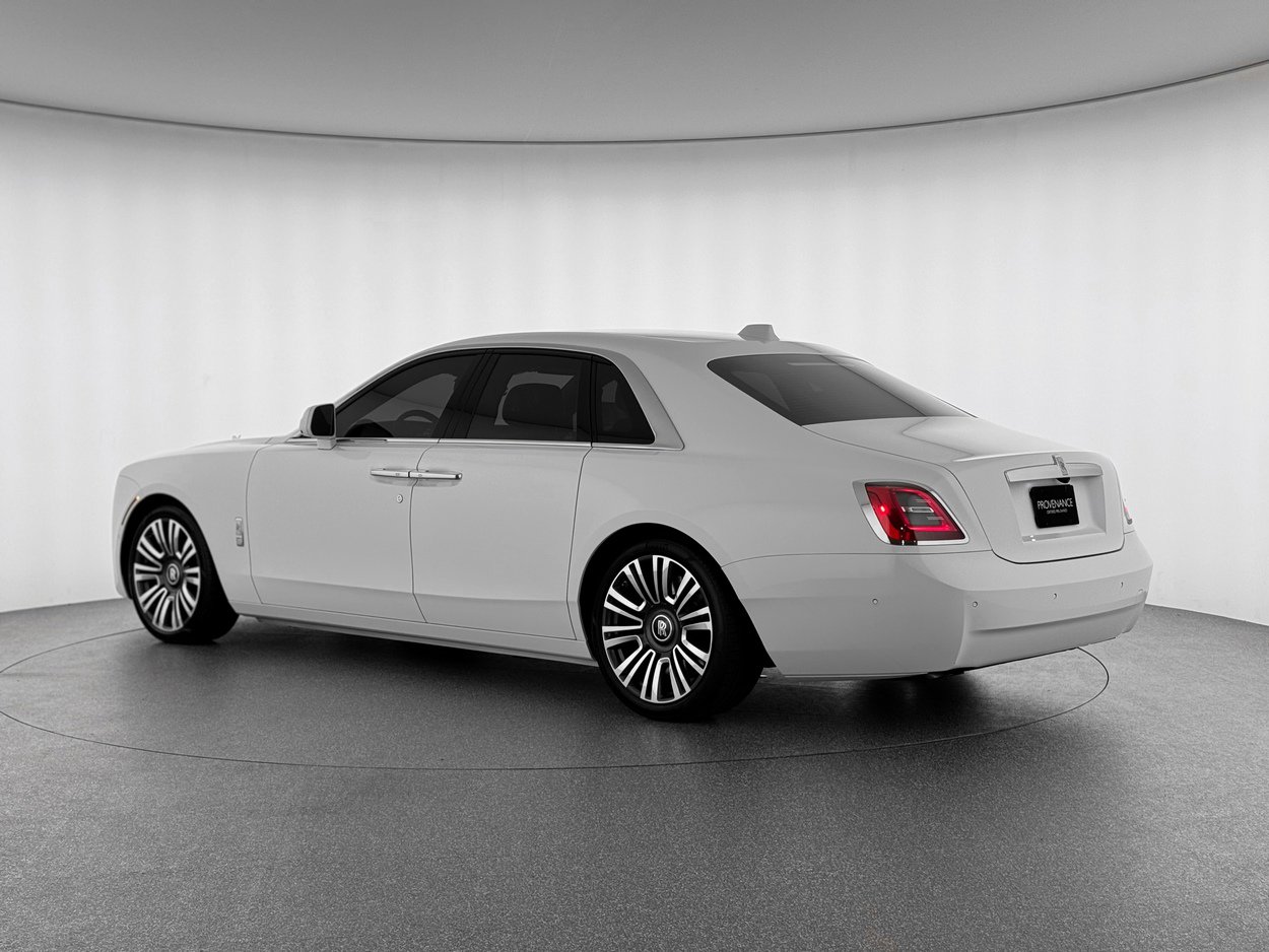 Certified 2022 Rolls-Royce Ghost image 2