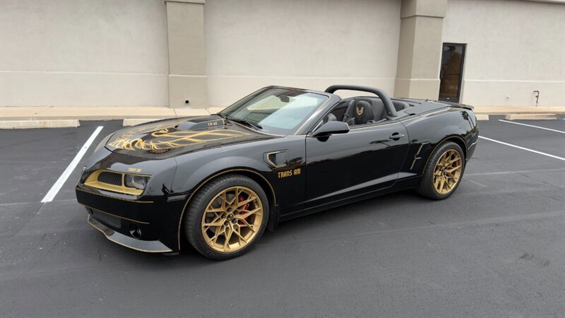 Used 2013 Chevrolet Camaro SS w/ RS Package RWD image 2