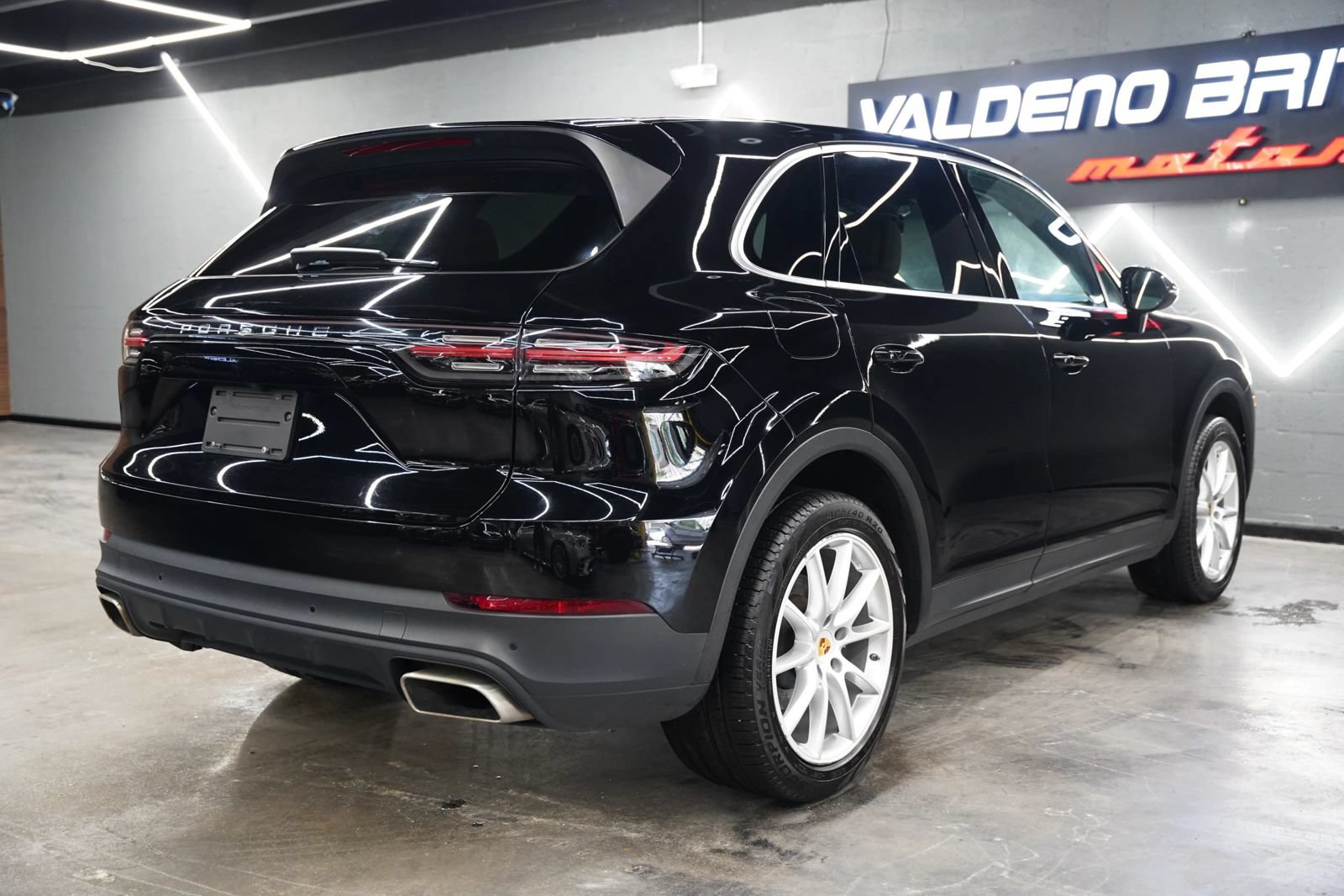 Used 2019 Porsche Cayenne AWD/4WD image 22