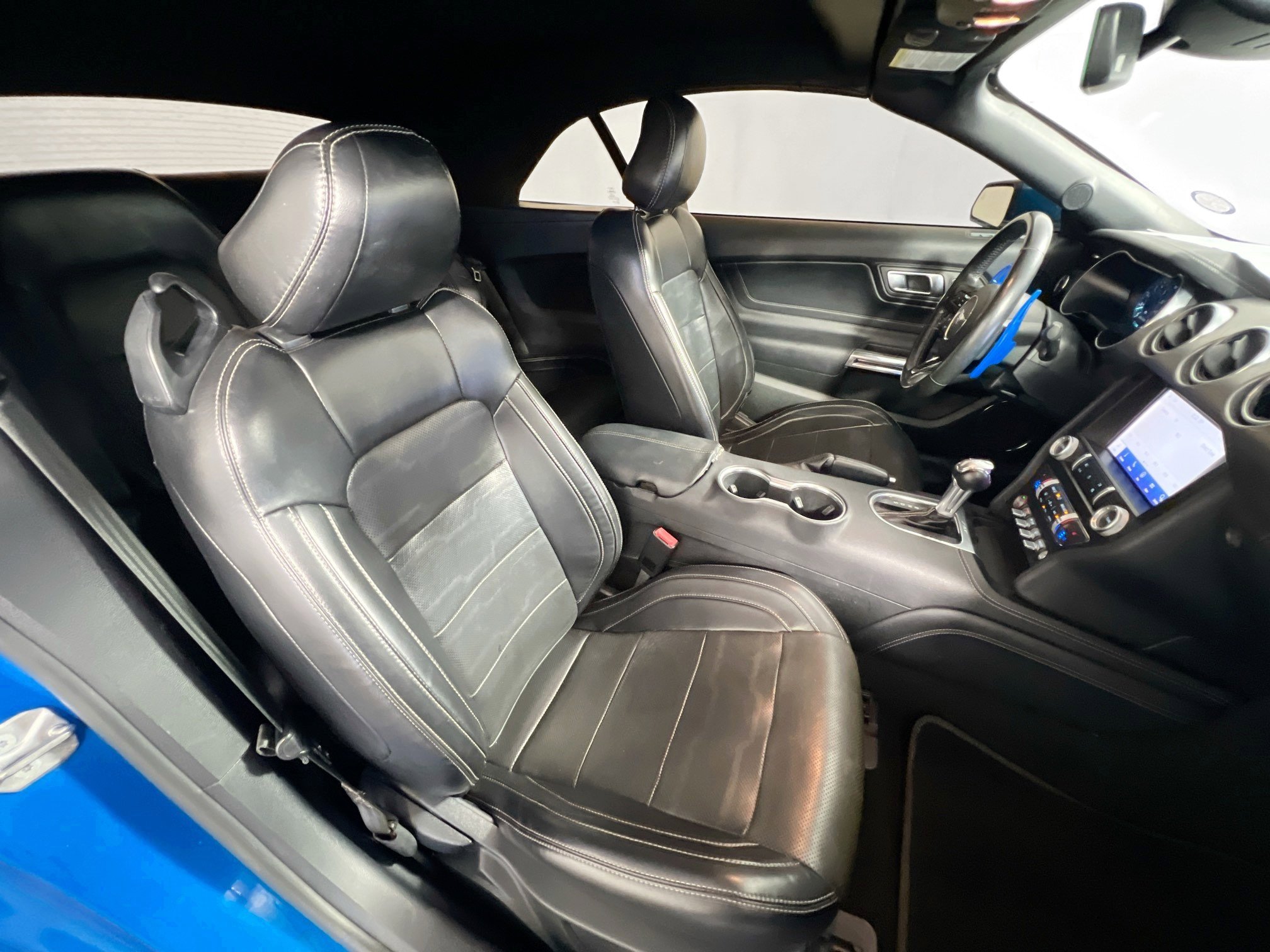 Used 2020 Ford Mustang GT Premium w/ Equipment Group 401A image 31