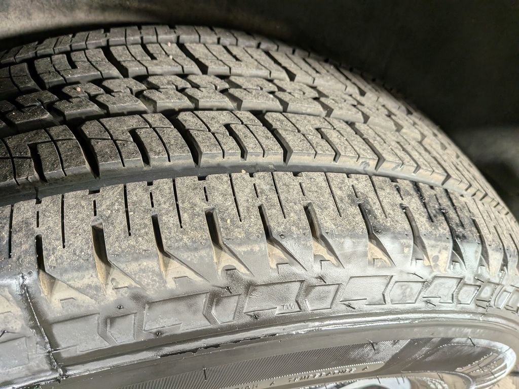 Used 2024 Ford Expedition Max XLT image 14