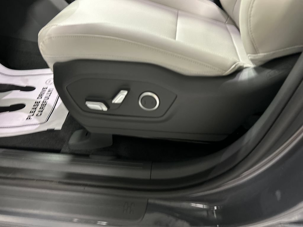 New 2027 Hyundai Santa Fe SEL AWD/4WD image 11