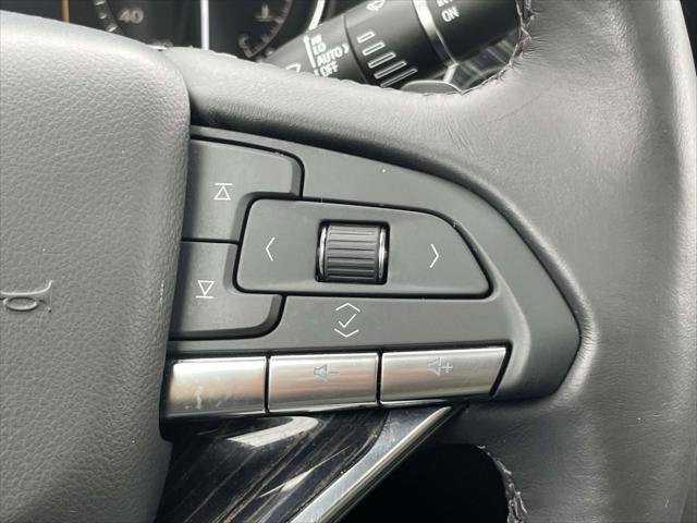 Used 2022 Cadillac XT6 Premium Luxury image 23