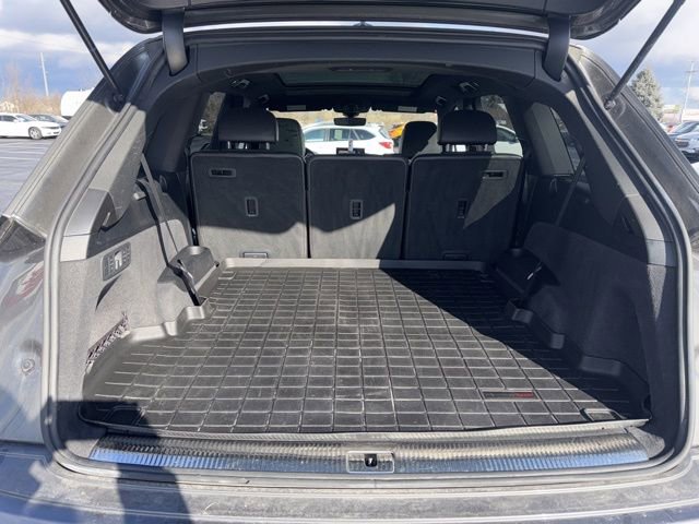 Used 2018 Audi Q7 3.0T Prestige image 8