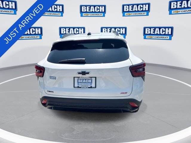 New 2026 Chevrolet Trax RS w/ Sunroof Package FWD image 7