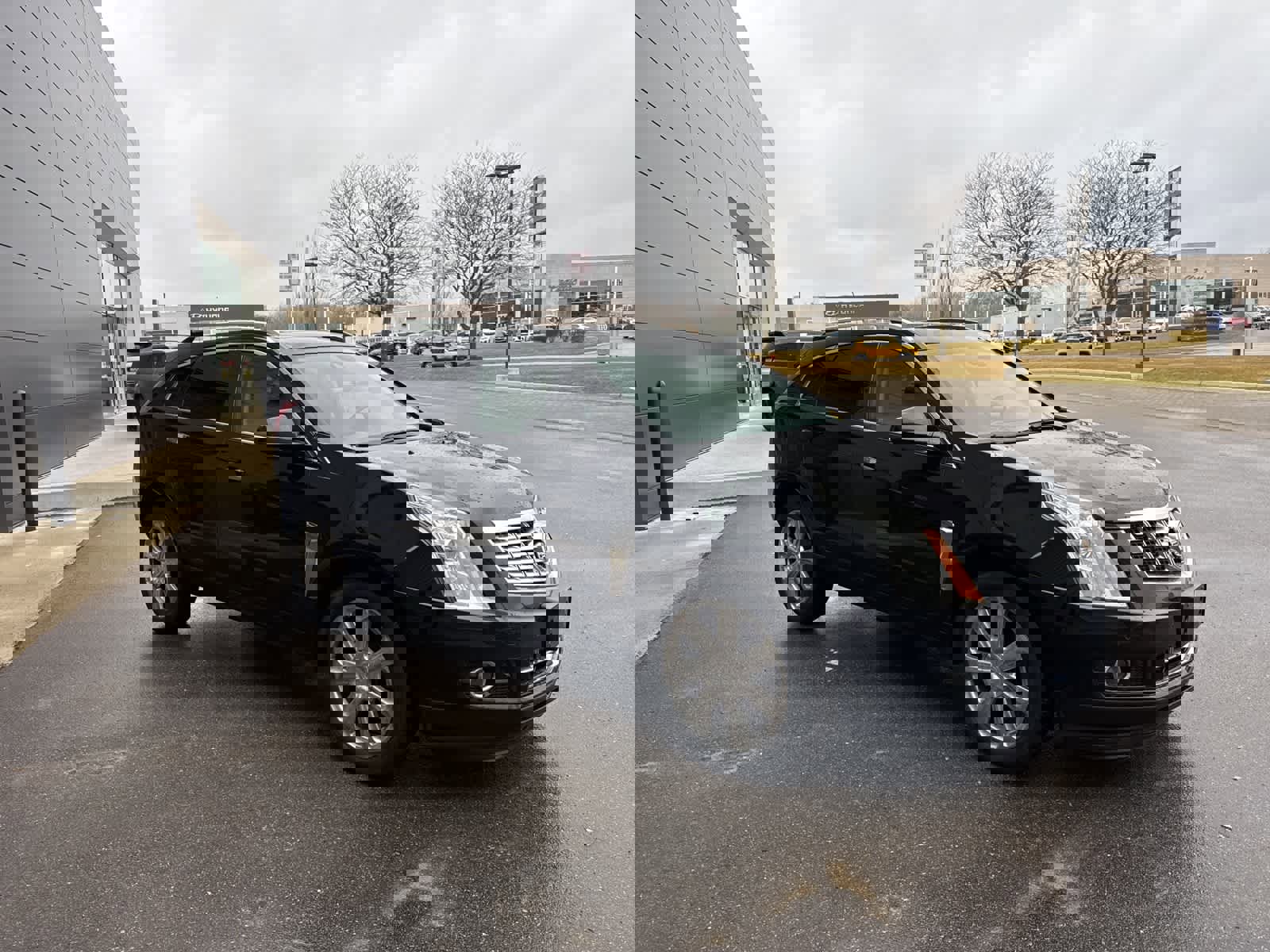 Used 2016 Cadillac SRX Performance w/ Driver Awareness Package image 5