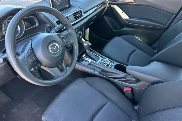 Used 2015 MAZDA MAZDA3 i Sport FWD image 9
