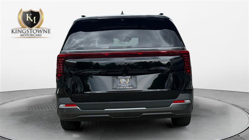 Used 2025 Kia Carnival SX Prestige FWD image 4