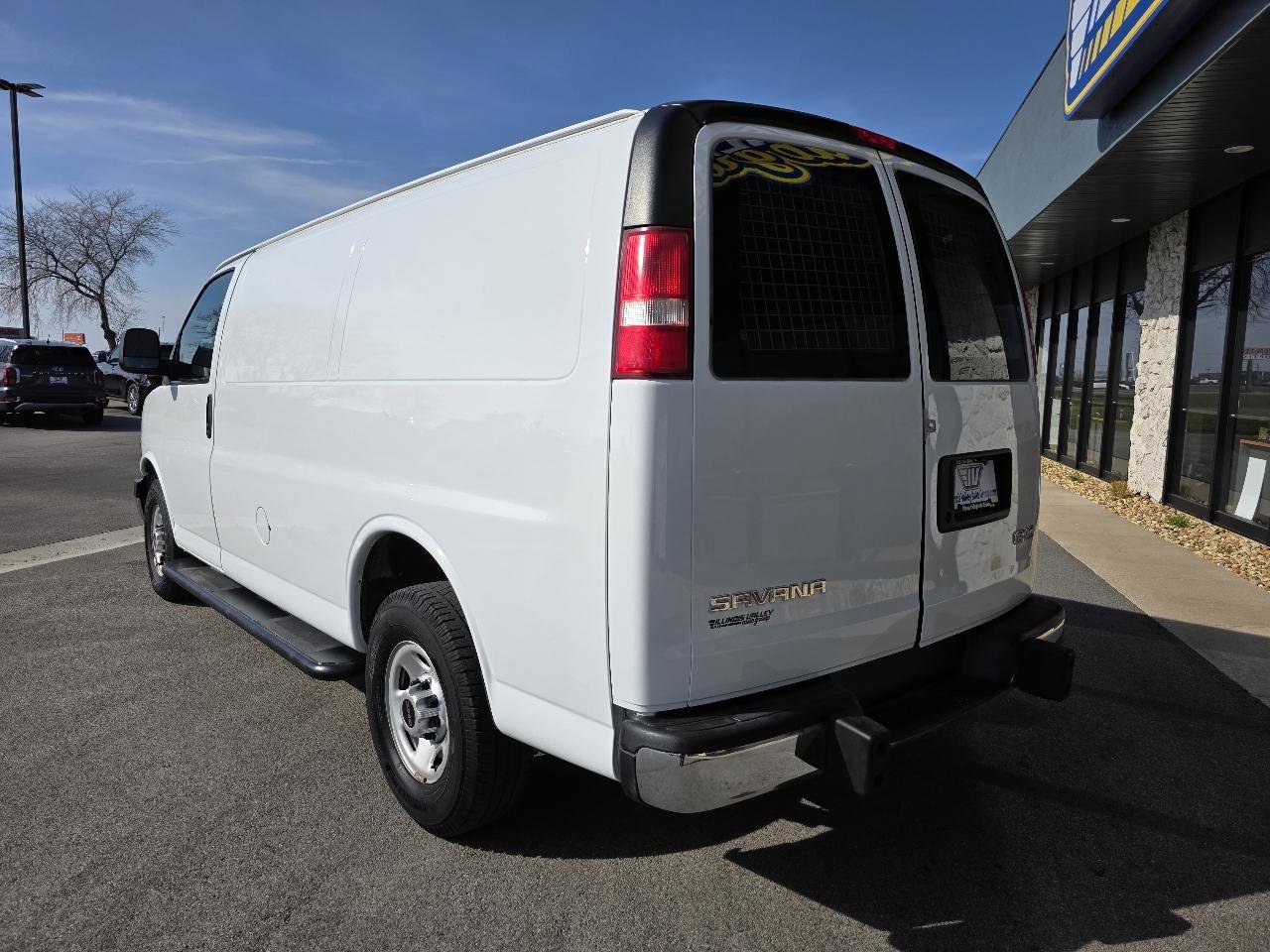 Used 2016 GMC Savana 2500 image 5