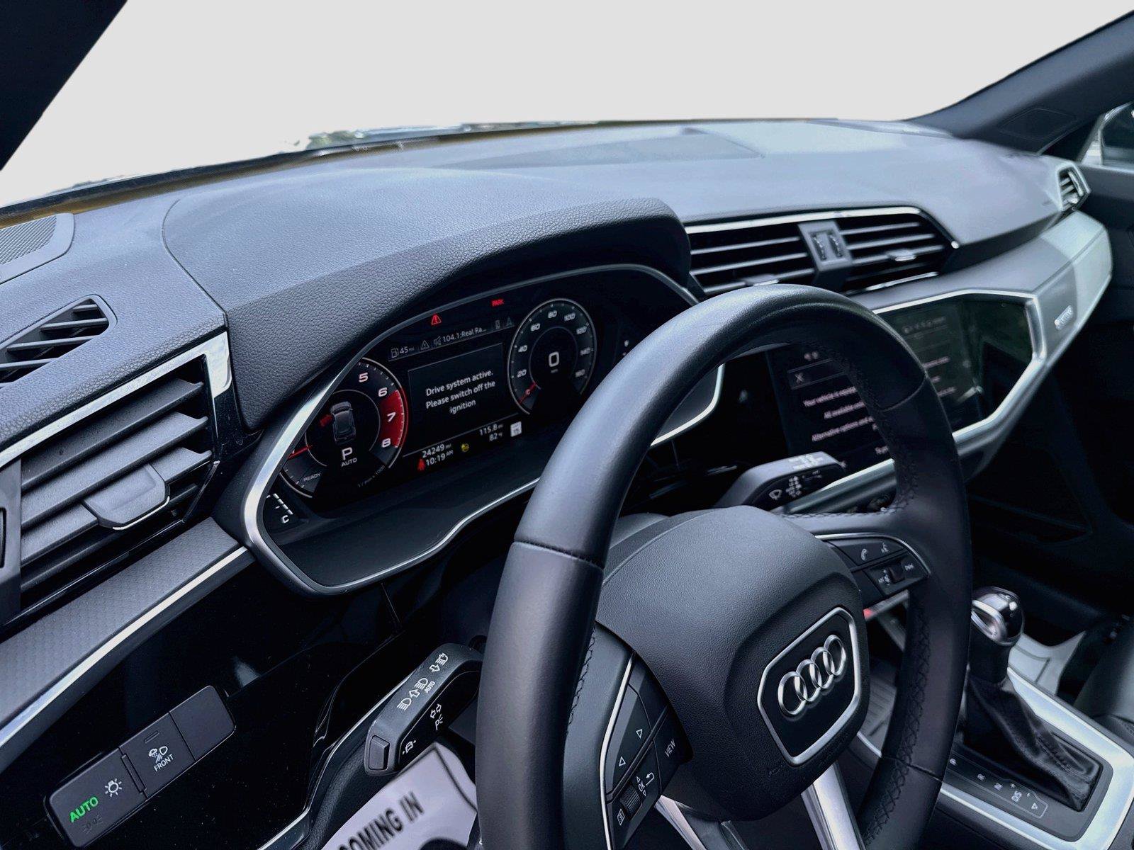 Certified 2024 Audi Q3 2.0T Premium Plus AWD/4WD image 9