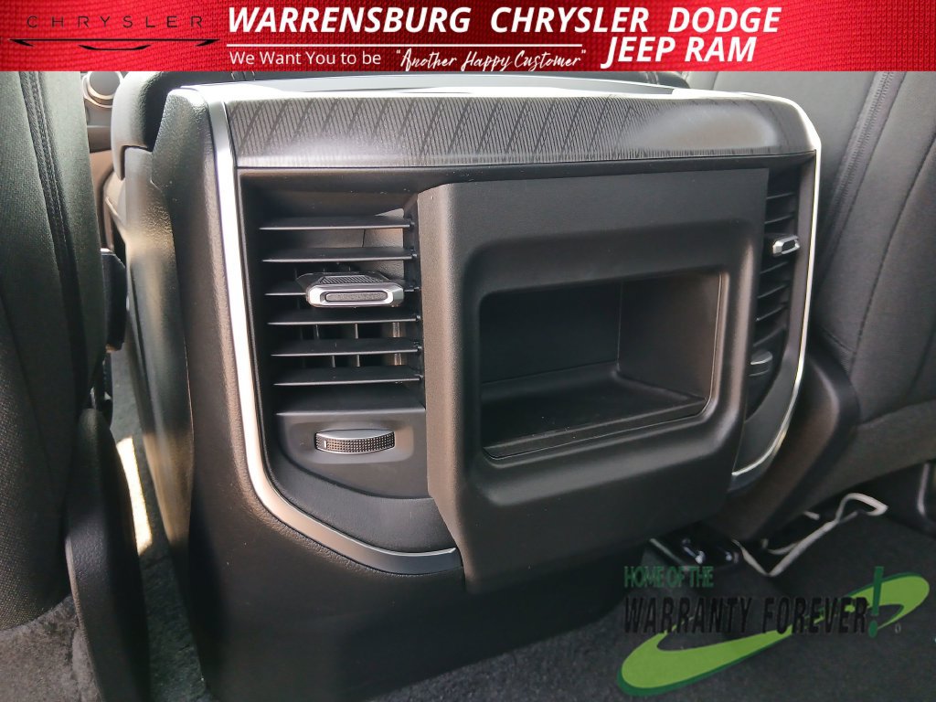 New 2026 RAM 1500 Express AWD/4WD image 15