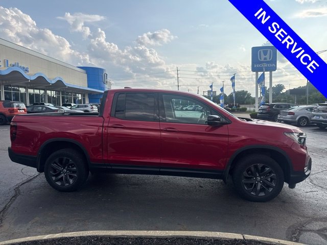 Used 2025 Honda Ridgeline Sport image 4