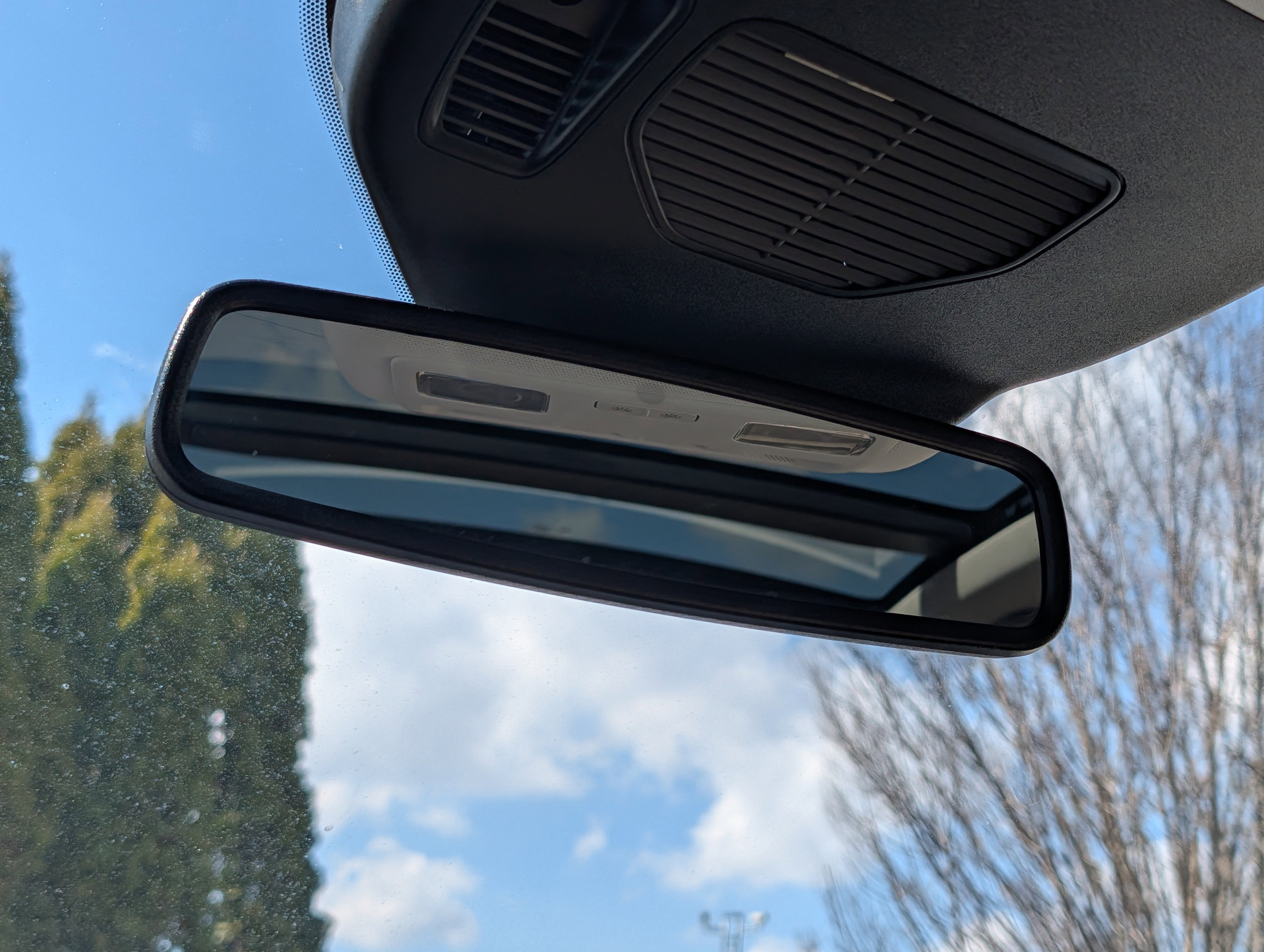 Used 2022 Ford Escape Titanium w/ Class II Trailer Tow Package image 23