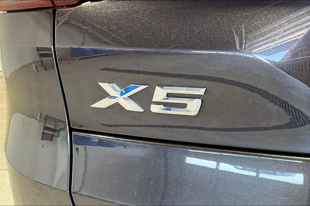 Used 2023 BMW X5 sDrive40i w/ Premium Package image 39