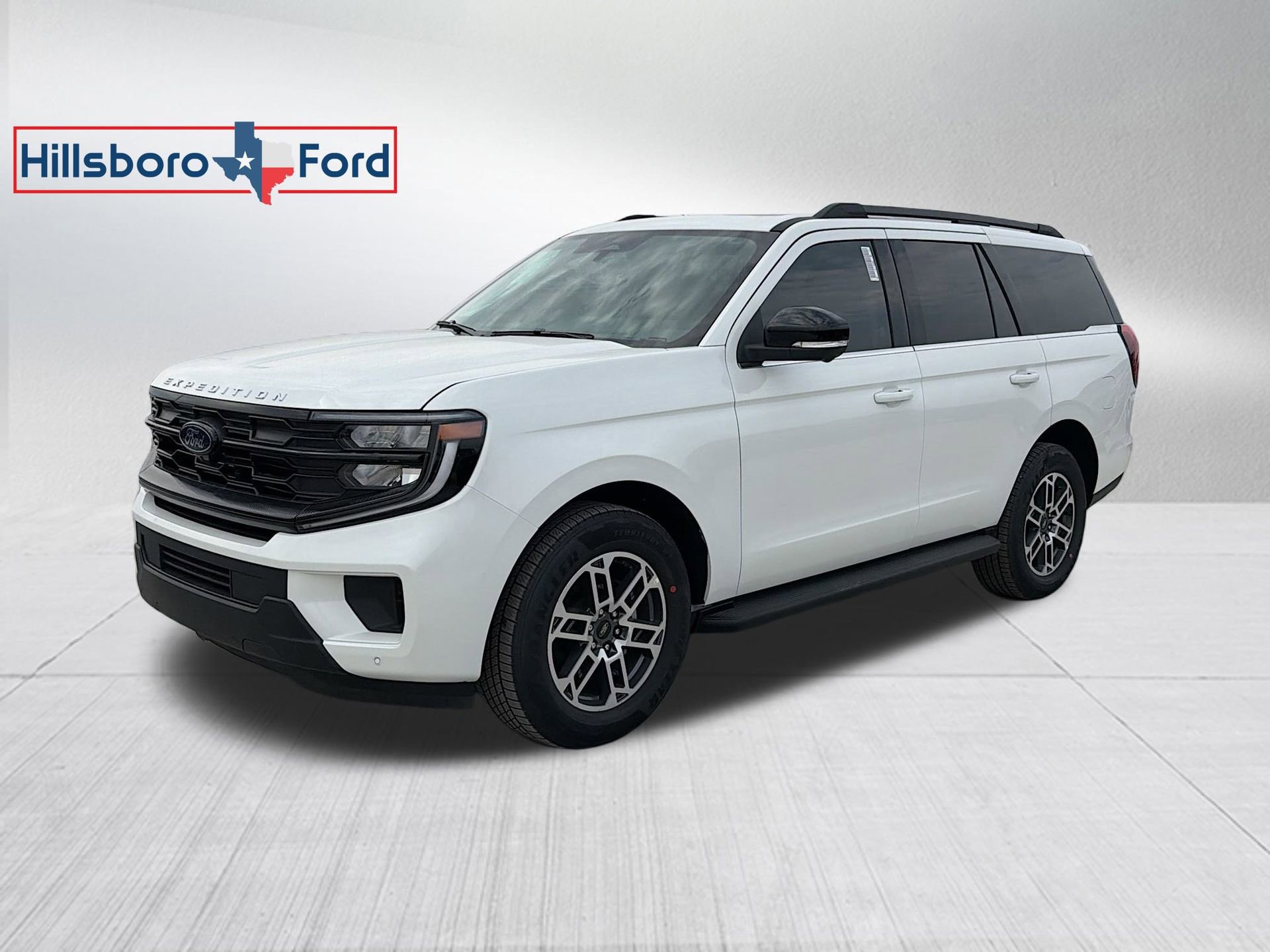 New 2026 Ford Expedition Active image 1