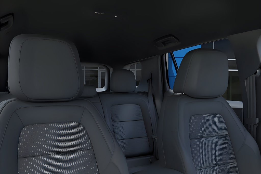 New 2027 Chevrolet Equinox LT w/ Midnight Edition FWD image 28