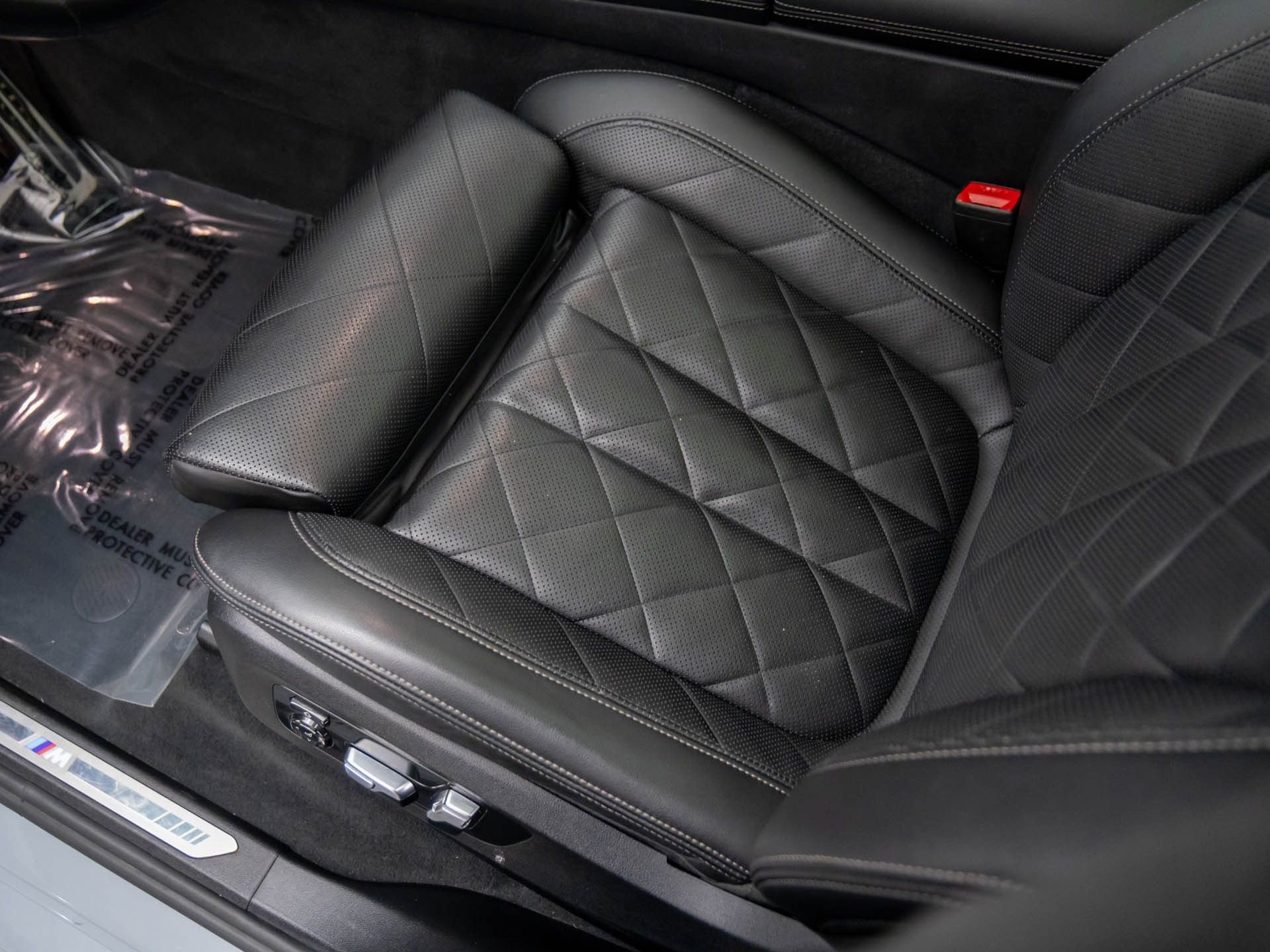 Used 2023 BMW X7 xDrive40i w/ M Sport Package image 18