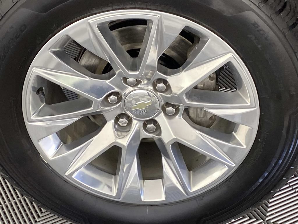 Used 2021 Chevrolet Silverado 1500 LTZ w/ LTZ Premium Package AWD/4WD image 29