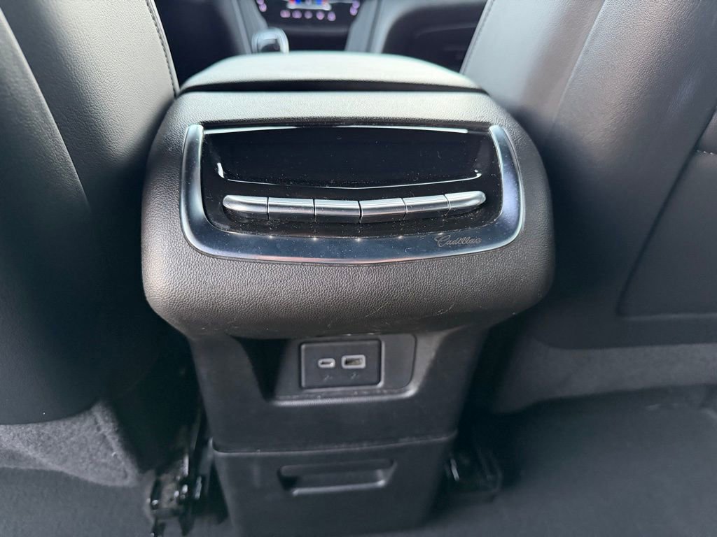Used 2023 Cadillac XT6 Premium Luxury image 30