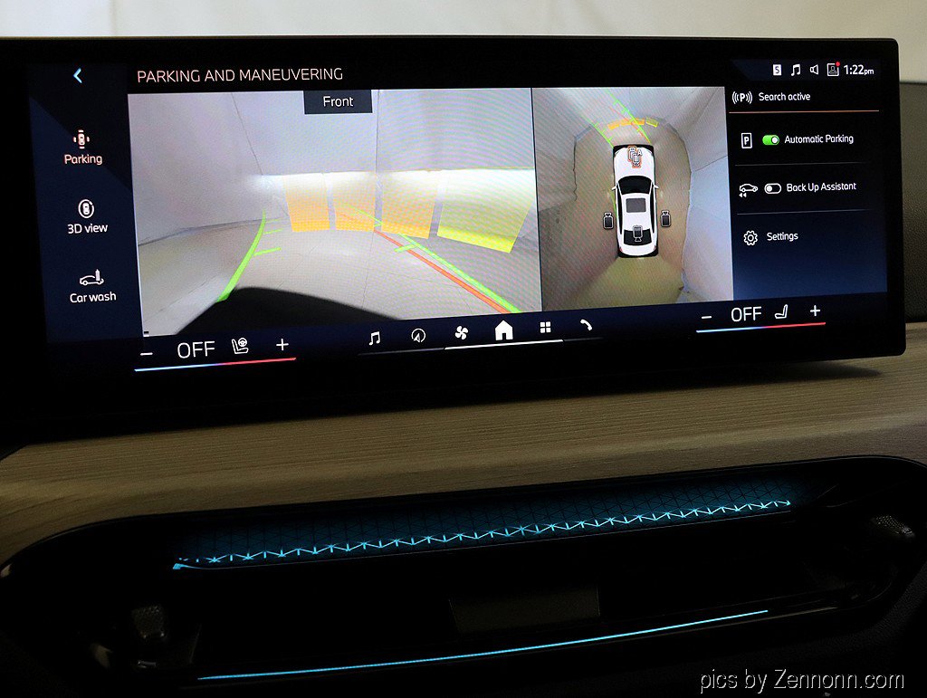 Certified 2025 BMW 330i xDrive Sedan image 21