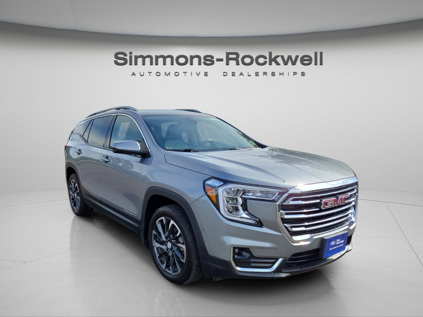 Used 2024 GMC Terrain SLT AWD/4WD image 7