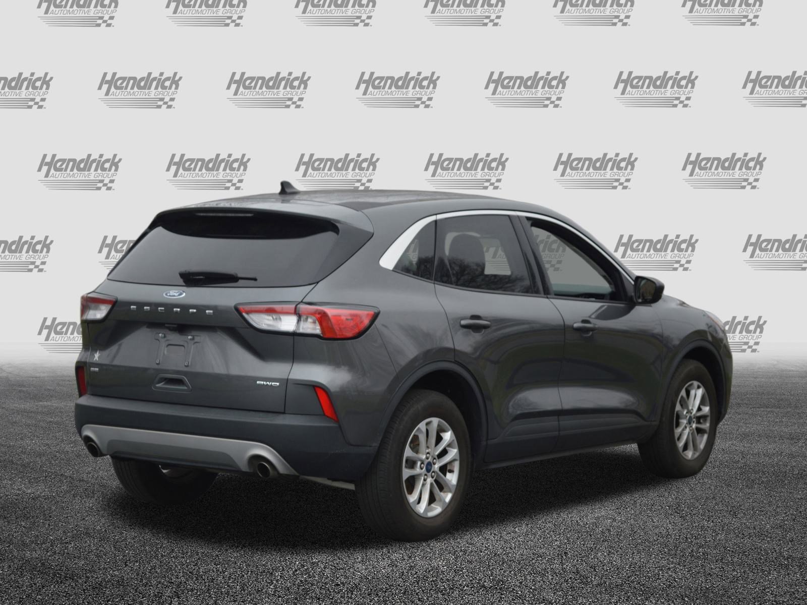 Used 2022 Ford Escape SE w/ Convenience Package image 11