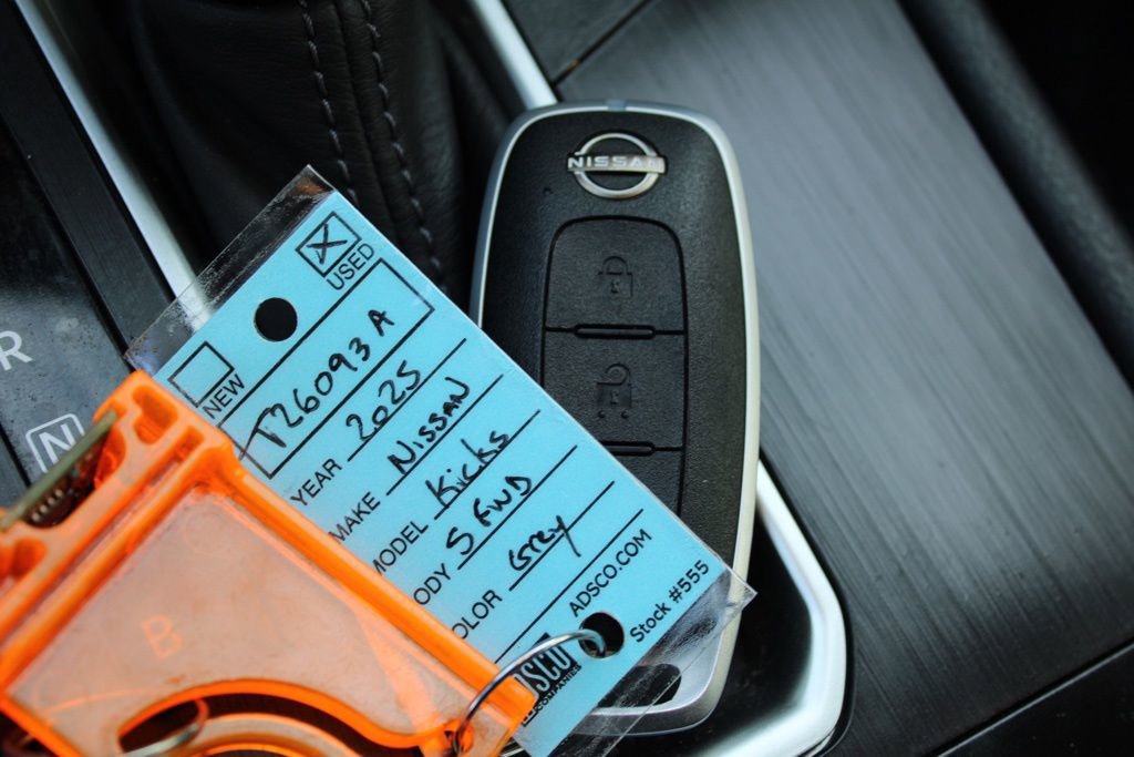 Used 2025 Nissan Kicks S image 29