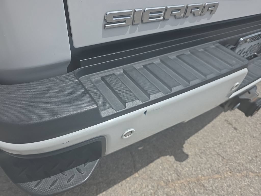 Used 2019 GMC Sierra 2500 Denali w/ Duramax Plus Package AWD/4WD image 8