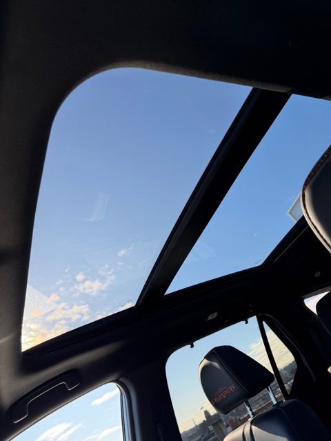 Certified 2025 Honda Pilot TrailSport image 22