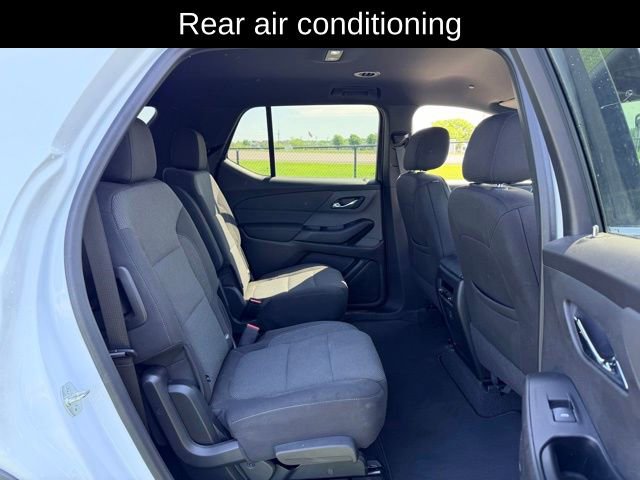 Used 2024 Chevrolet Traverse LT AWD/4WD image 10