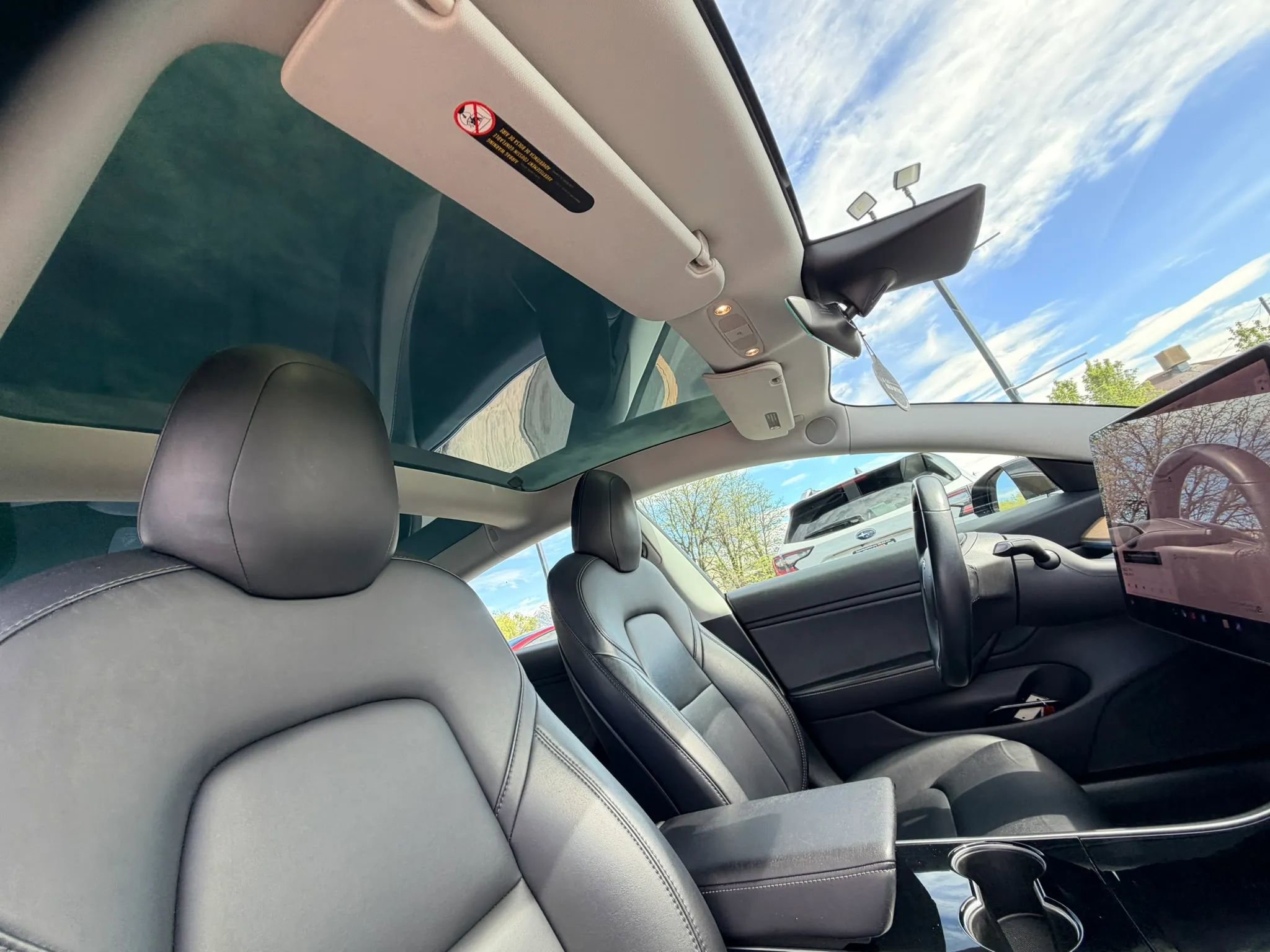 Used 2018 Tesla Model 3 Long Range image 19