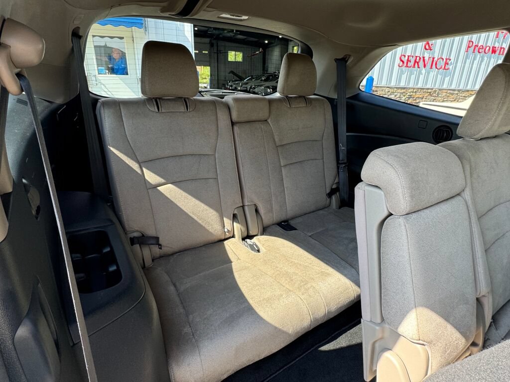 Used 2021 Honda Pilot EX image 19