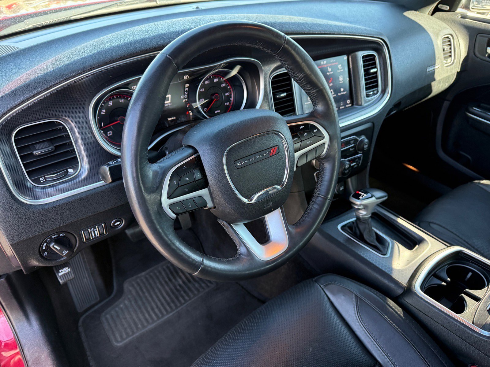 Used 2018 Dodge Charger SXT Plus w/ Quick Order Package 29J RWD image 10
