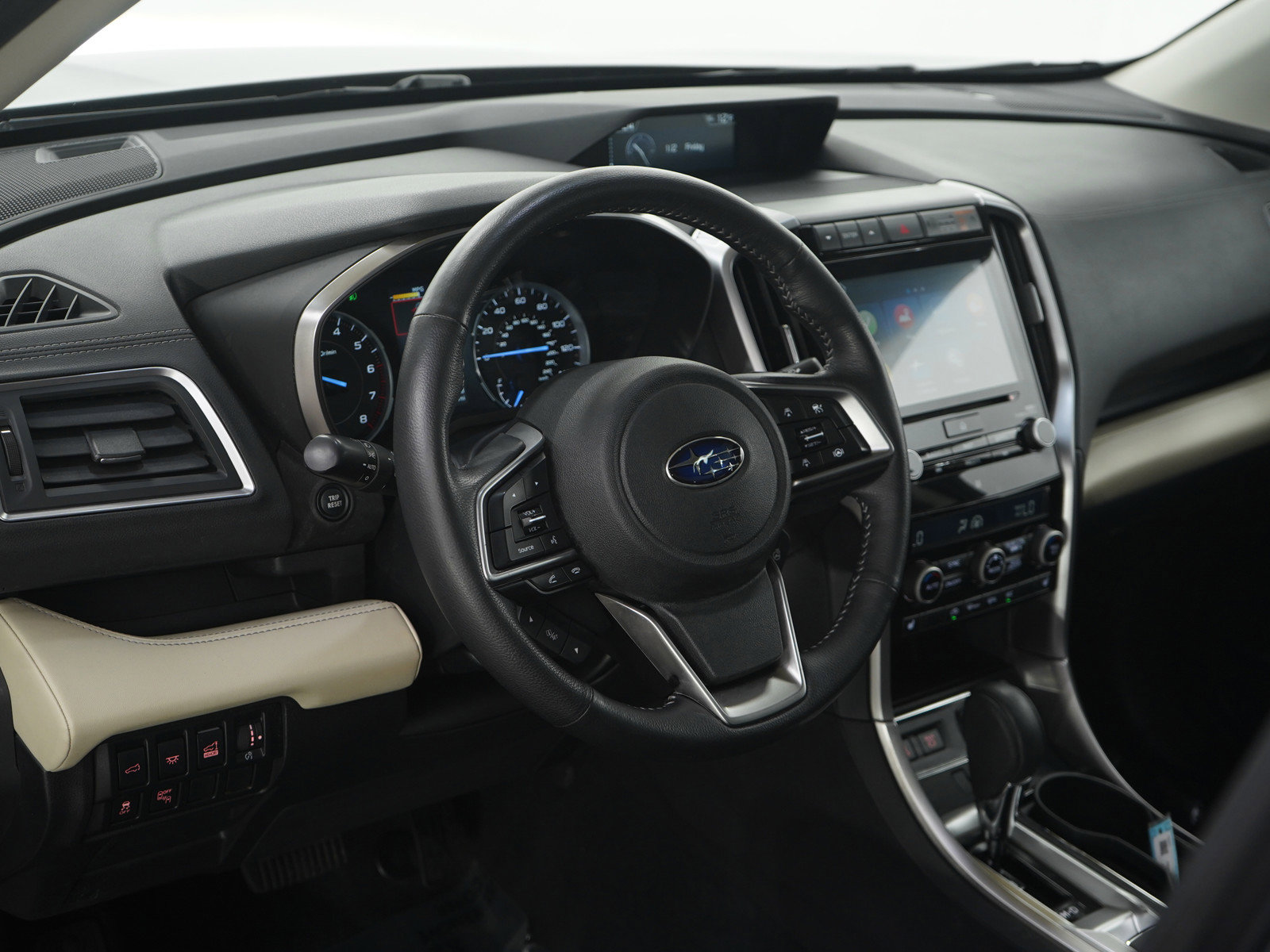 Used 2021 Subaru Ascent Limited w/ Technology Package image 26