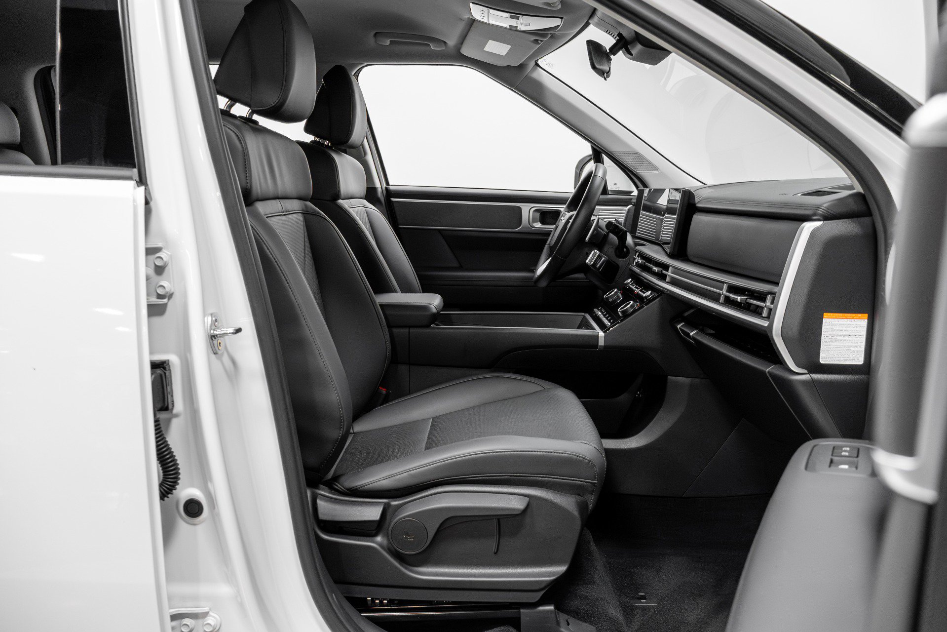 Used 2025 Hyundai Santa Fe SEL image 21