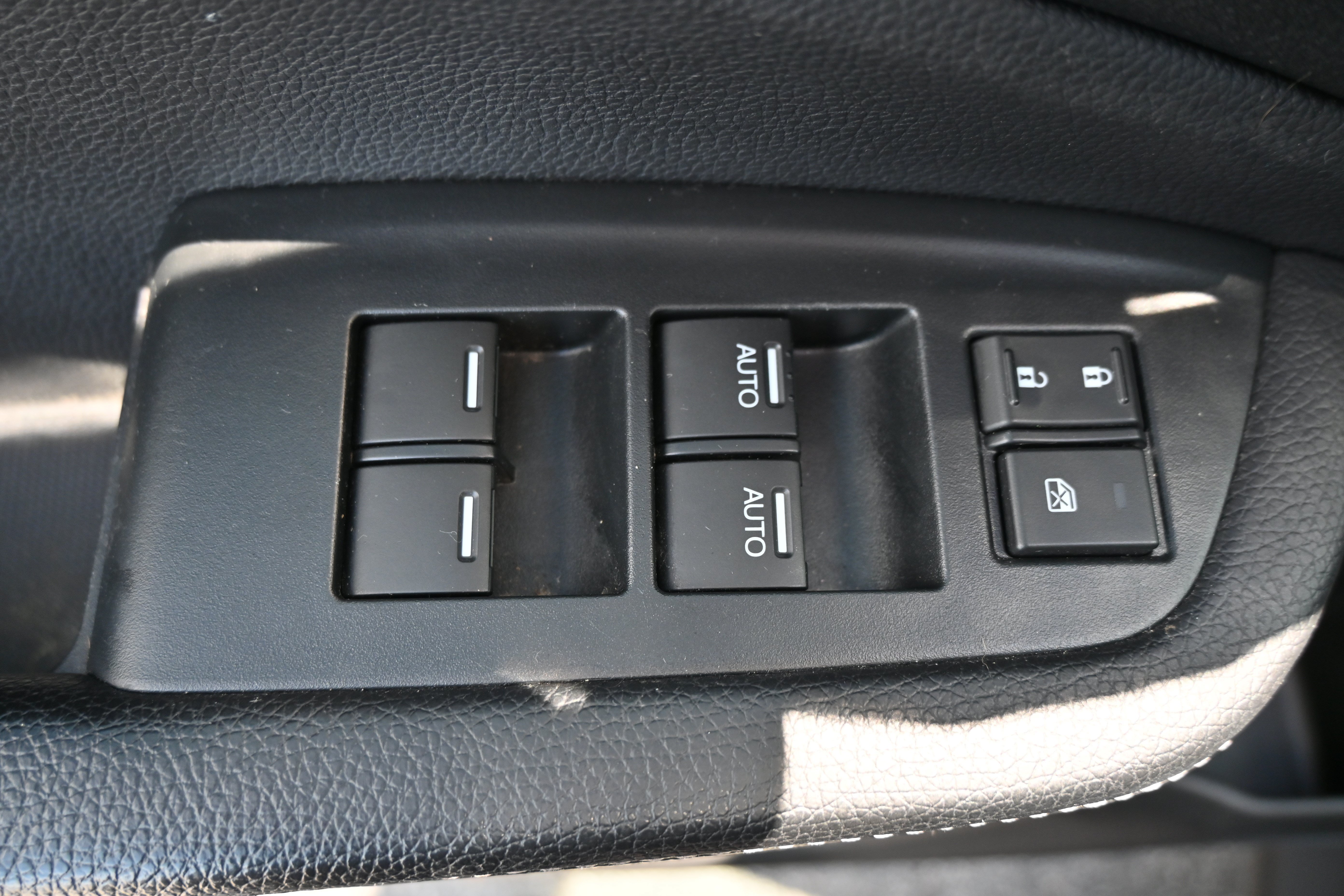 Used 2022 Honda Passport EX-L image 15