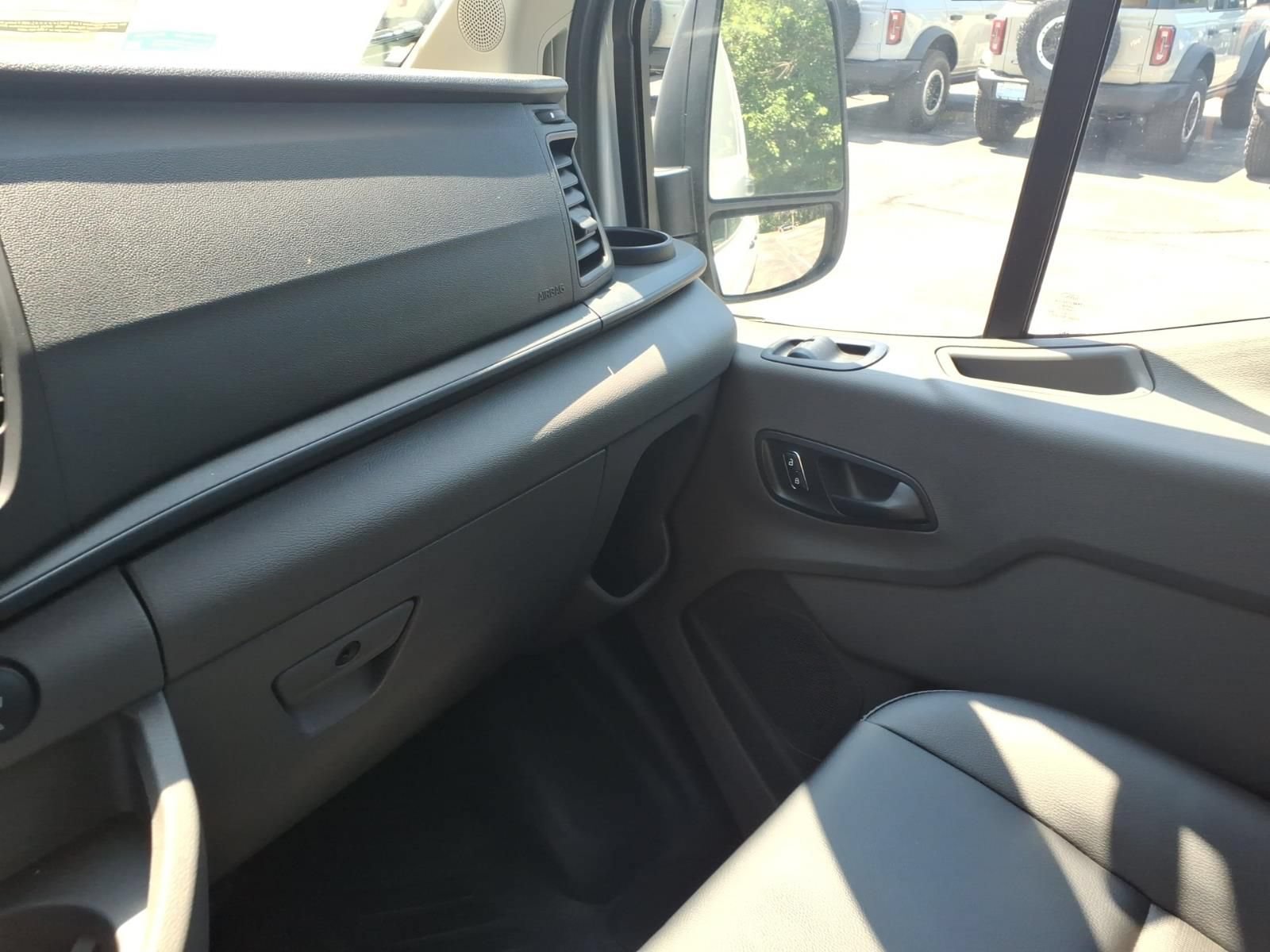New 2026 Ford Transit 150 Low Roof w/ Load Area Protection Package RWD image 24