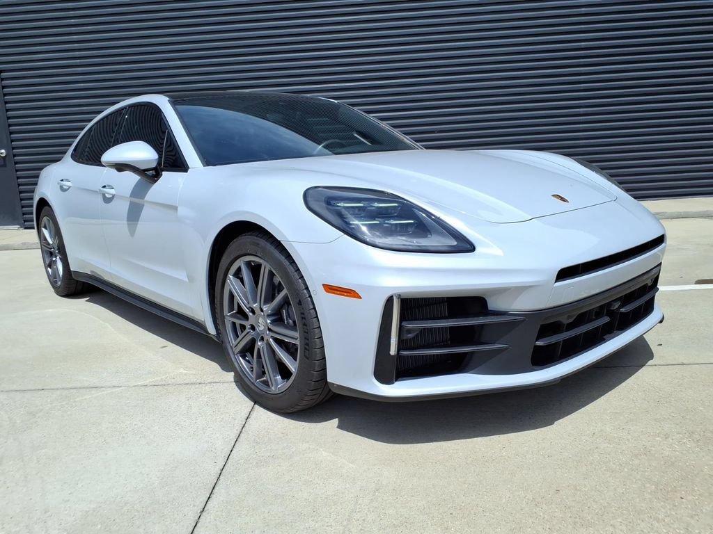 Certified 2024 Porsche Panamera RWD image 8