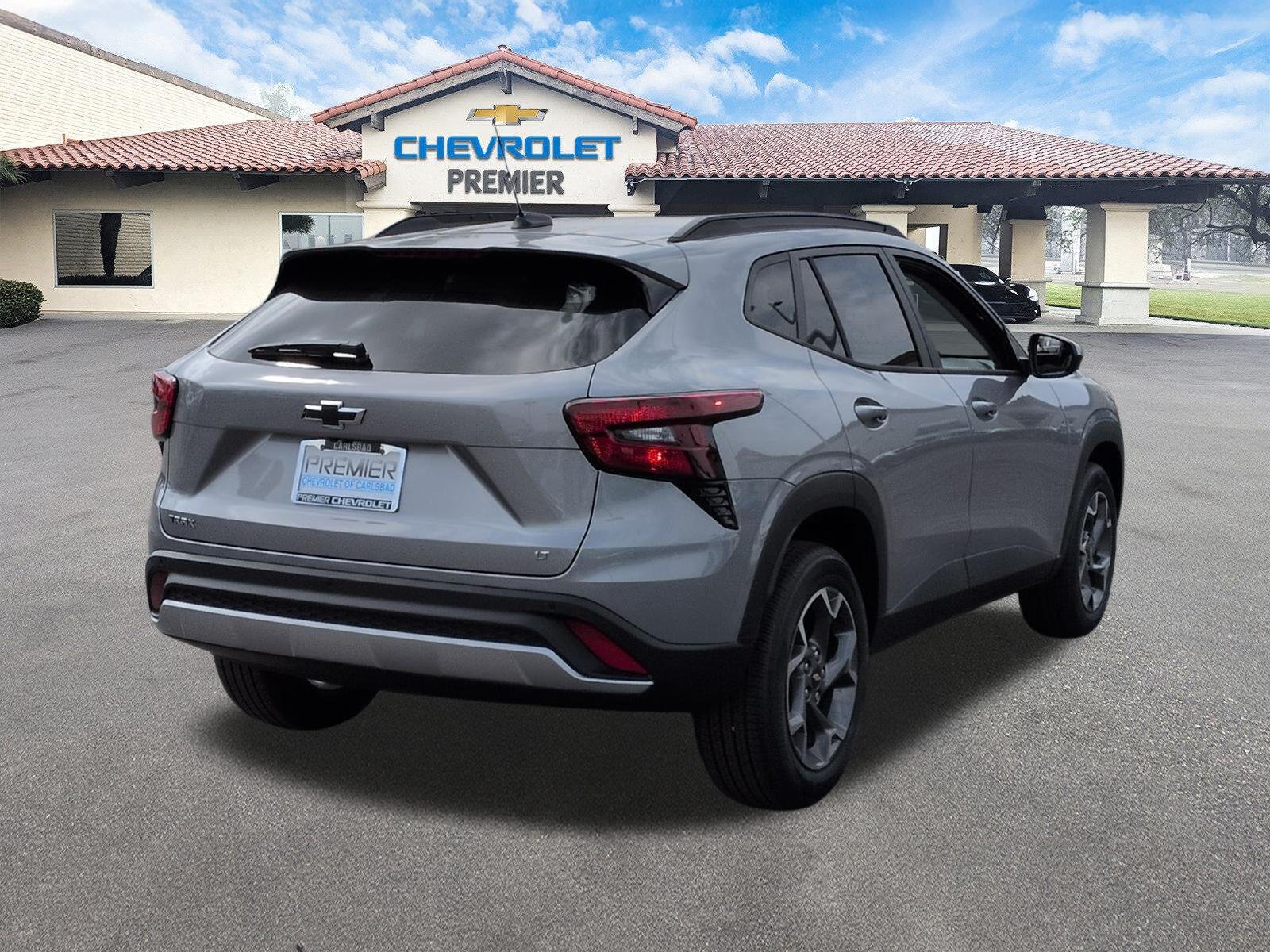 New 2026 Chevrolet Trax LT w/ Driver Confidence Package FWD image 8