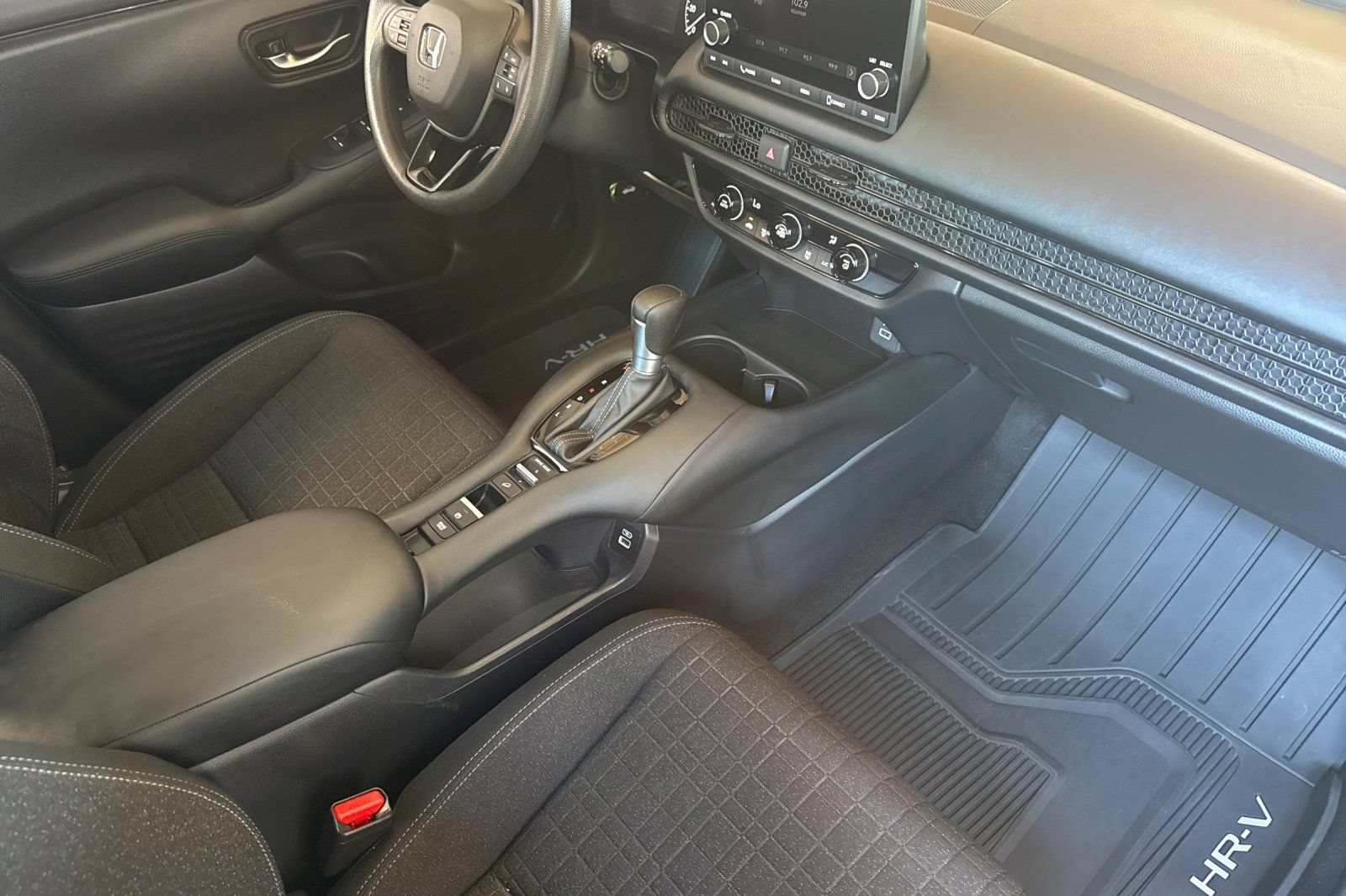 Used 2023 Honda HR-V LX image 20