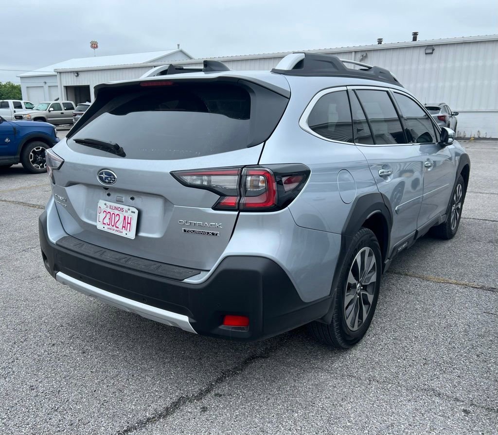 Used 2025 Subaru Outback Touring XT AWD/4WD image 7