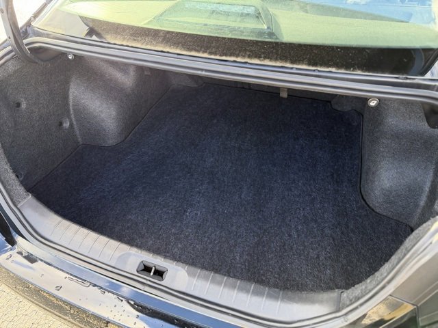 Used 2025 Nissan Altima 2.5 SV image 13