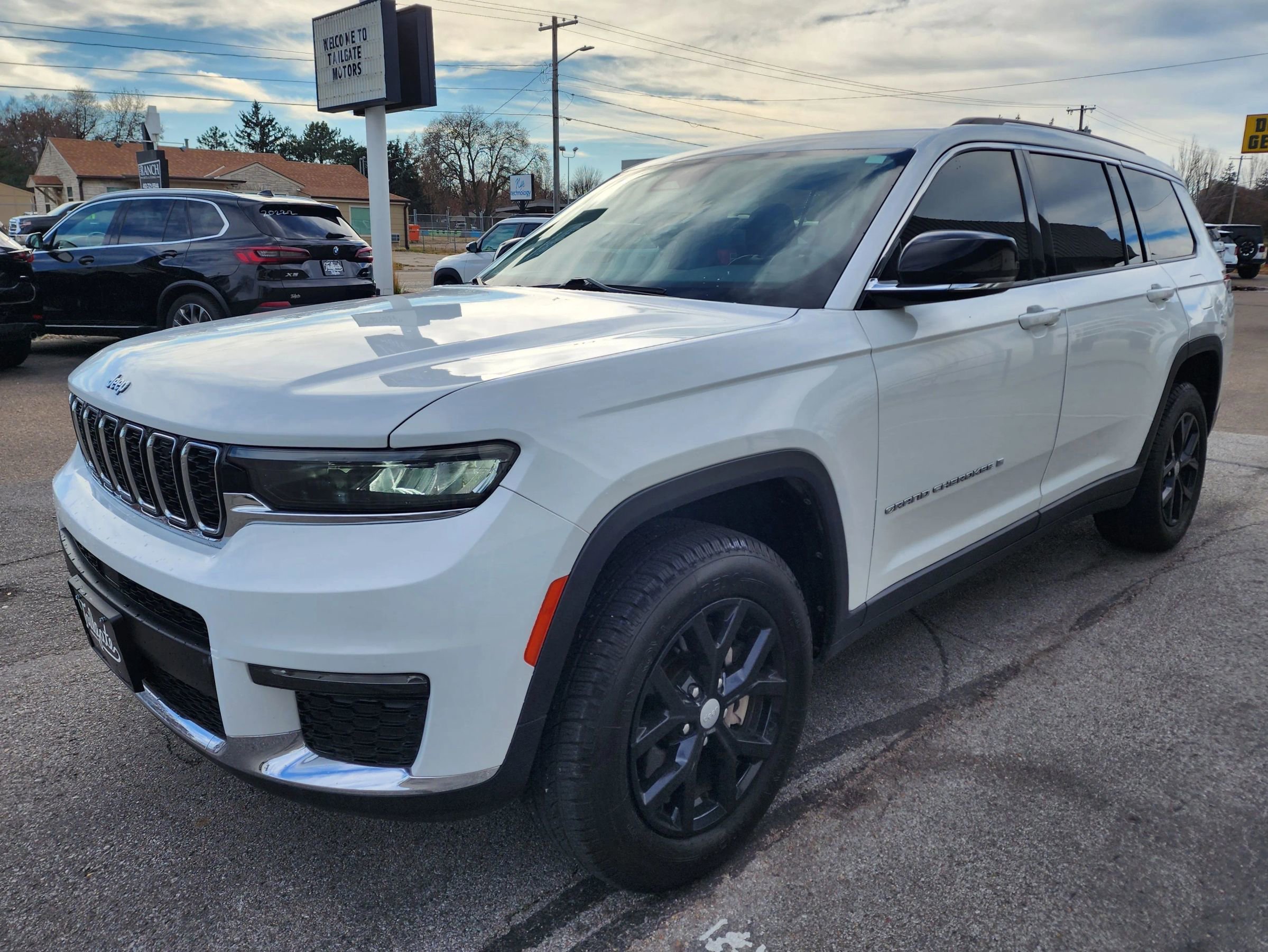 Used 2021 Jeep Grand Cherokee L Limited image 4